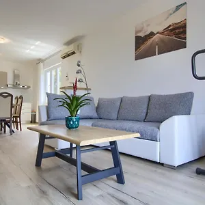 Mimoza Apartament