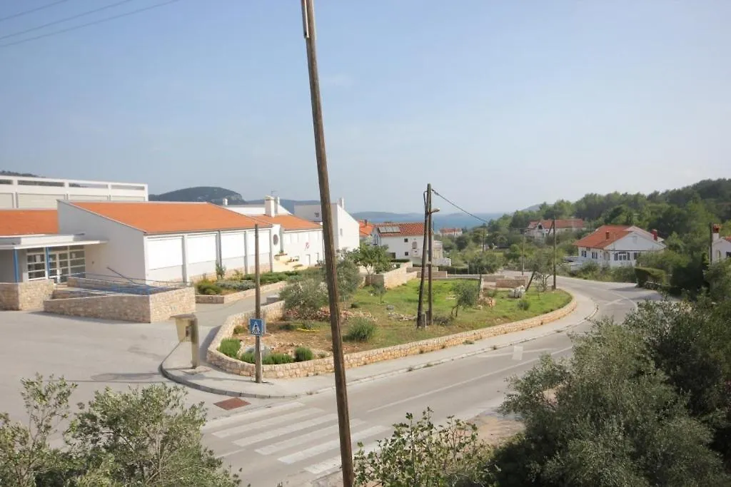 Apartments With A Parking Space Cove Mala Lamjana, Ugljan - 350 Kali